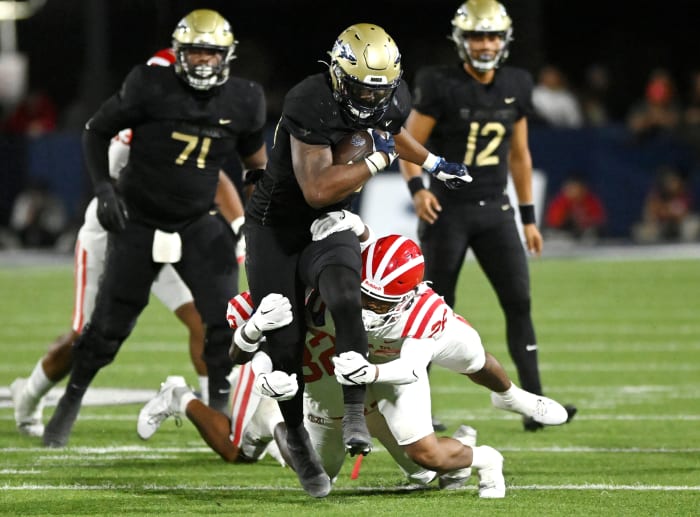 Mater Dei vs St John Bosco October 13, 2023 Photo-Heston Quan63